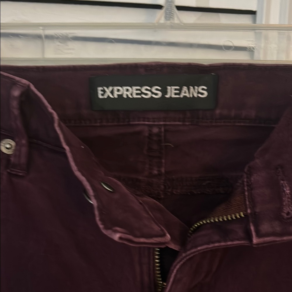 6️⃣ for $3️⃣0️⃣‼️Express Jeans ~ Ankle Legging Mid Rise with Frayed bottom